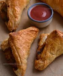 Hot Chicken Puff 1Pc