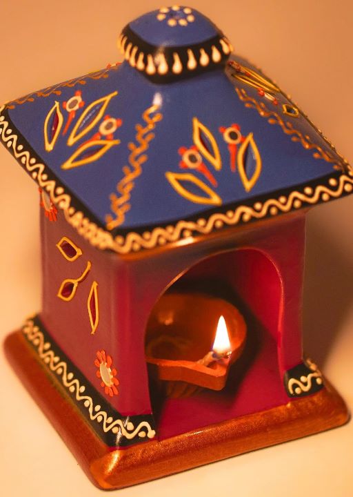 Diya with Wax Hut